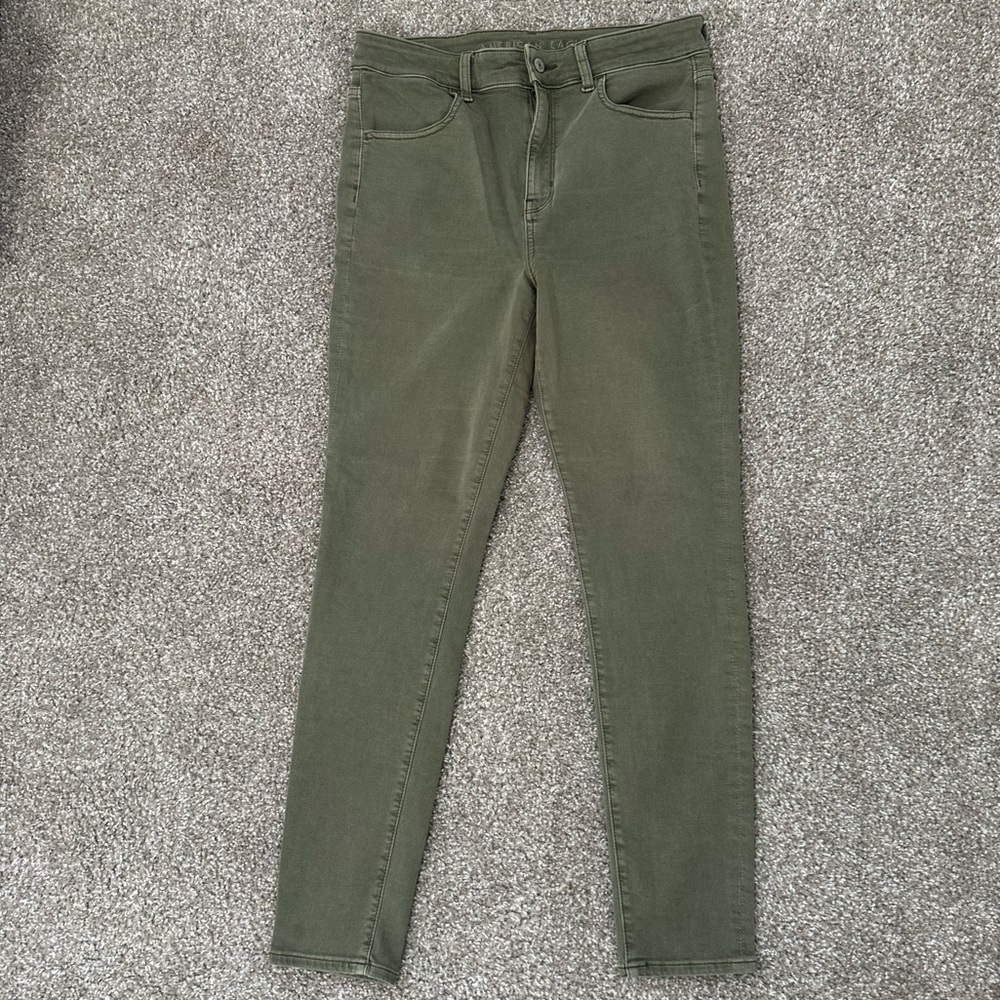 Green American Eagle Super Hi-Rise Jeggings